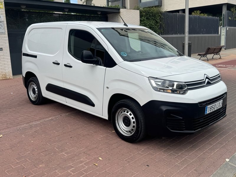 Citroën Berlingo 2022, foto 2