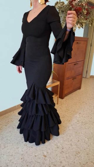Traje Flamenca Negro TODAS LAS TALLAS