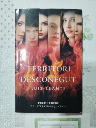 Territori desconegut (Premi EDEBÉ de Literatura...
