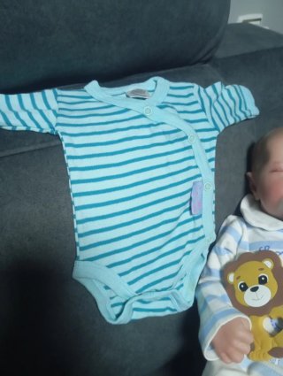 Muñeco bebé realista con pañal cuerpo blando