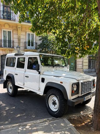Land Rover Defender 44mil kms