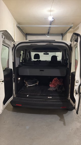 Furgoneta Fiat doblo