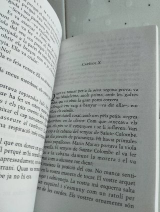 Libro "TOTS ELS MATINS DEL MON"