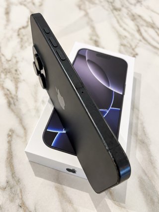 iPhone 16 Pro 256GB Negro Titanio