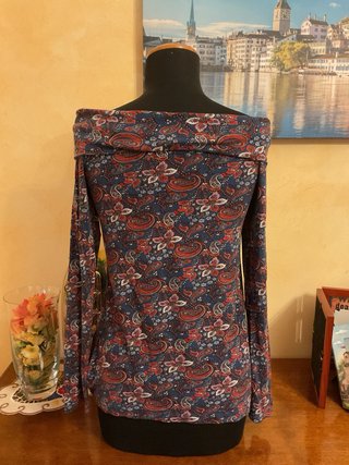 Maglia manica lunga fantasia paisley Tezenis