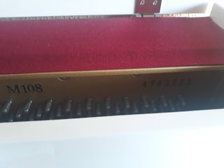Piano vertical Yamaha M108, blanco lacado