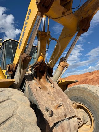 Pala Cargadora Komatsu WA480-5