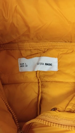 Chaqueta acolchada amarilla
