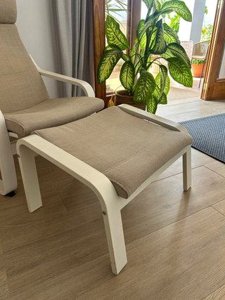 Butaca y reposapiés Ikea
