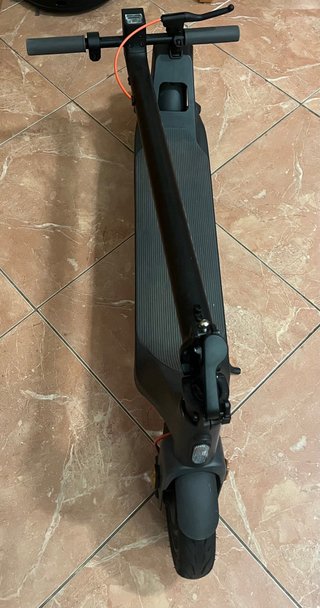 Patineta Eléctrica Negra Xiaomi 4PRO