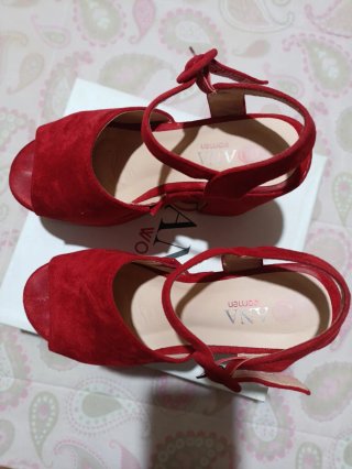 Zapatos de plataforma rojos Talla 35
