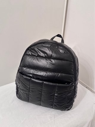 Zaino puffer effetto piumino nero
