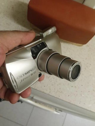 Olympus mju III 120 Cámara Plata