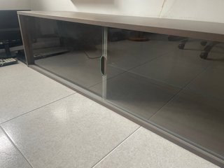 Módulo Vitrina Ikea Cristal estanteria de pared