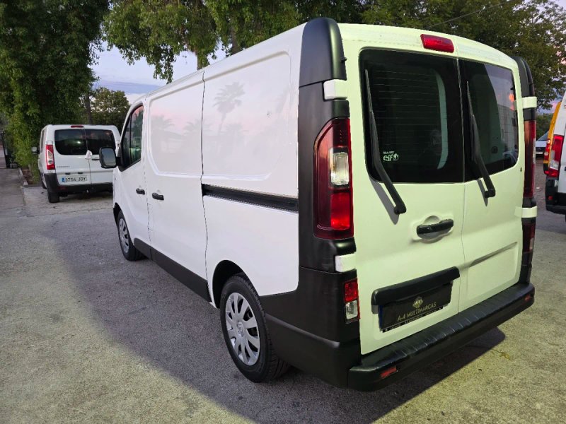 Renault Trafic 2017, foto 8