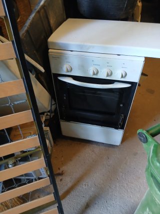 Cocina eléctrica blanca