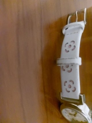 Reloj Lotus niña plateado y blanco