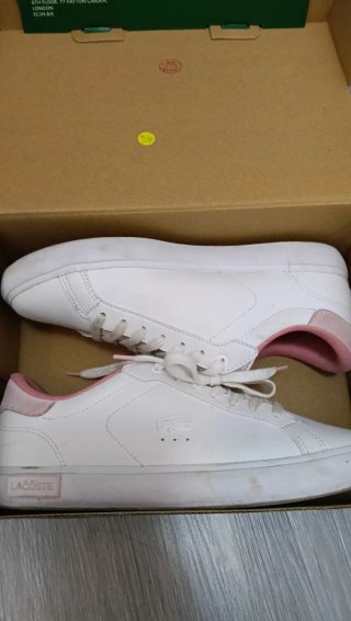 Zapatillas Lacoste Blancas y Rosas
