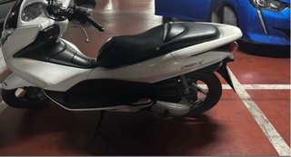 Honda PCX 125cc Scooter Blanco