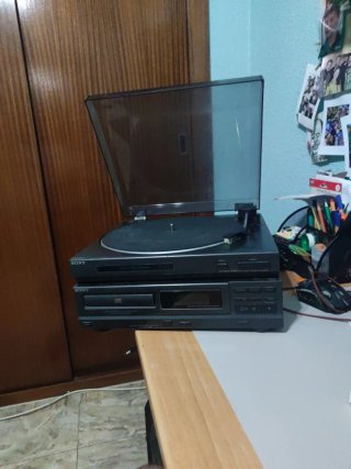 Sony Tocadiscos PS-LX43P y CD CDP-M18