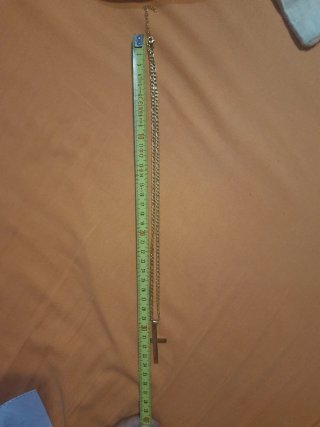 Collana con croce dorata da uomo