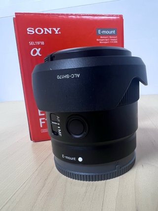 Objetivo Sony E 11mm f/1.8 SEL11F18 impecable APSC