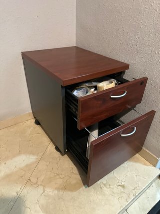 Cassettone da ufficio marrone