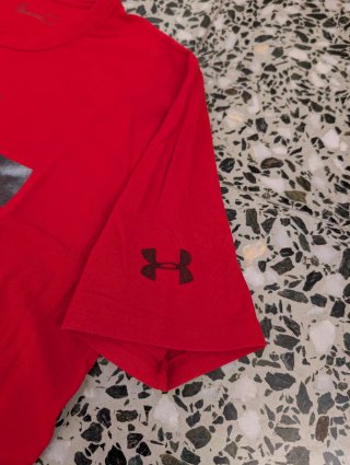 Camiseta Under Armour Roja Talla L