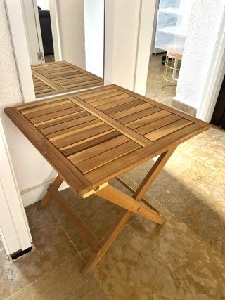 Mesa plegable de madera