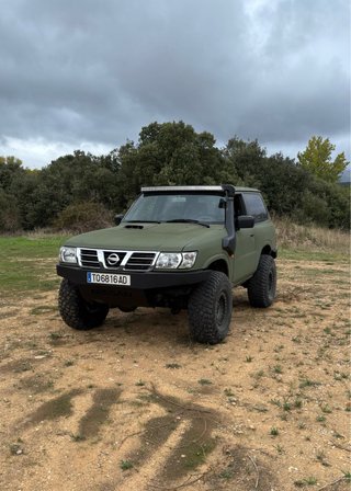 Nissan Patrol gr y61