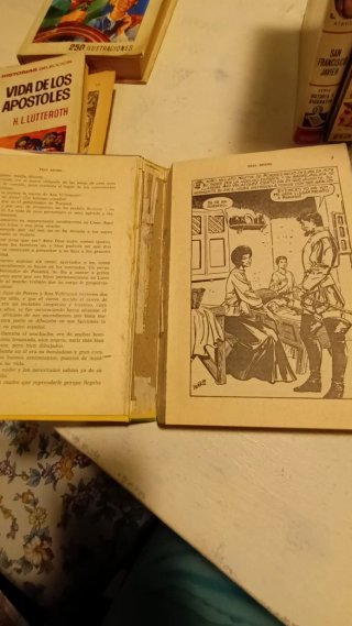 Lote 11 libros Colección Historias Selección