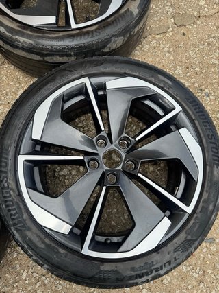Llantas skoda octavia RS 5x112 18 aluminio