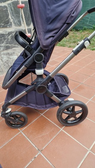 Carrito Bugaboo Fox 3 Silla + Capazo Azul Marino