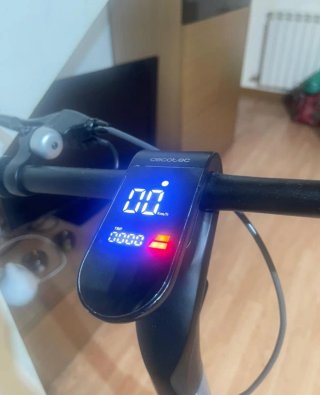 Patinete Eléctrico Cecotec Bongo