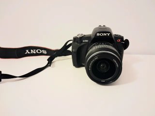 Sony A230 DSLR + Objetivo 18-55mm
