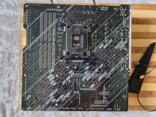 I5 10400f + Placa ASUS TUF Gaming B560m + 32 DDR4