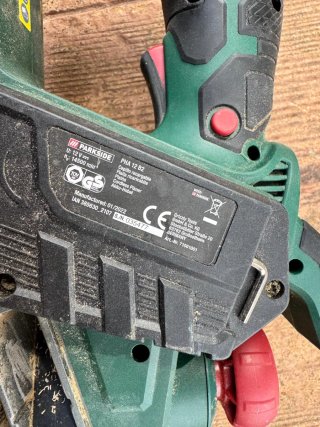 Cepillo Parkside 12V Batería PHA