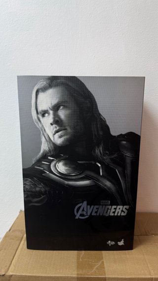 Figura Hot Toys Thor Avengers