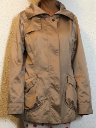 Chaqueta Beige