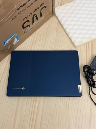 Portátil Lenovo IdeaPad Slim 3 Chromebook 14 FHD
