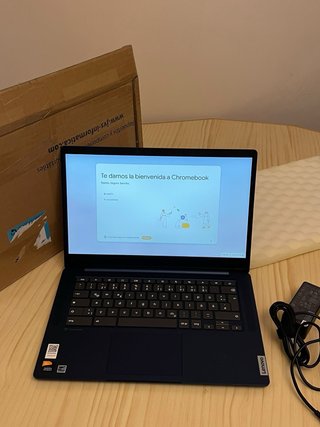 Portátil Lenovo IdeaPad Slim 3 Chromebook 14 FHD