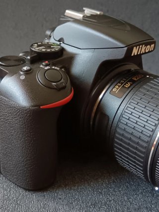 Cámara Nikon D3500 impecable! Pocos disparos
