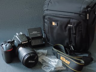 Cámara Nikon D3500 impecable! Pocos disparos