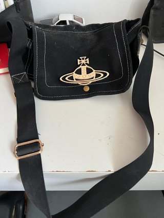 Bolso Vivienne Westwood Negro Dorado