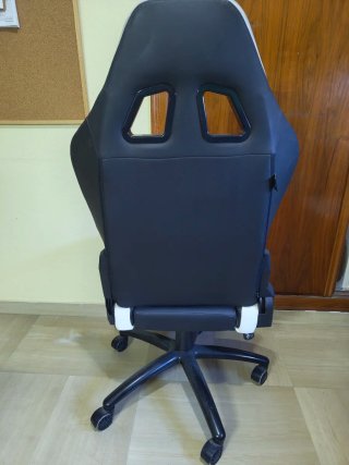 Silla Gaming Newskill Takamikura Negra/Blanca