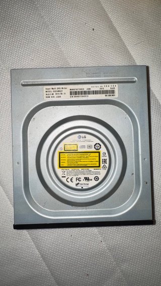 Grabadora DVD LG GH24NSD1 SATA – Lector CD/DVD PC