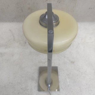 Candeeiro de mesa moderno metal e vidro