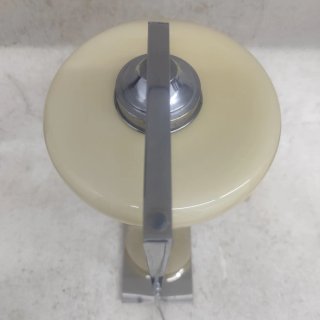 Candeeiro de mesa moderno metal e vidro