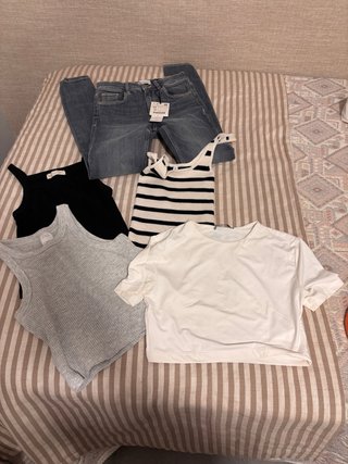 Lote 4 camisetas y Pantalón Zara
