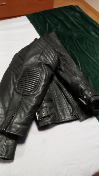 Chaqueta Motera Cuero Negra Talla L